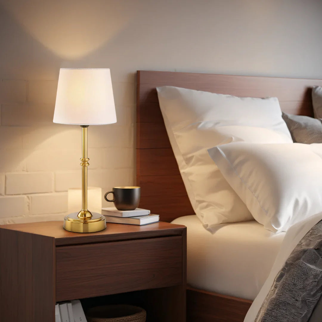 Cordless rechargeable table lamp with retro design for apartment use